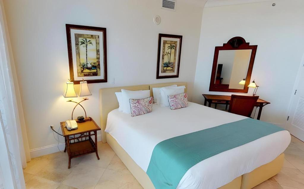 Seven Stars Resort & Spa Grace Bay Exterior photo