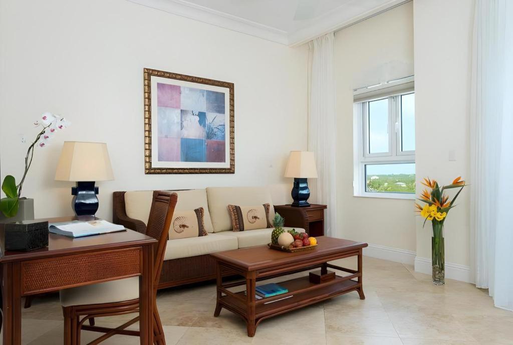 Seven Stars Resort & Spa Grace Bay Exterior photo