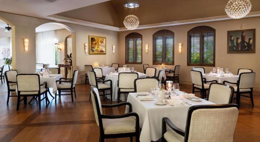 Seven Stars Resort & Spa Grace Bay Exterior photo